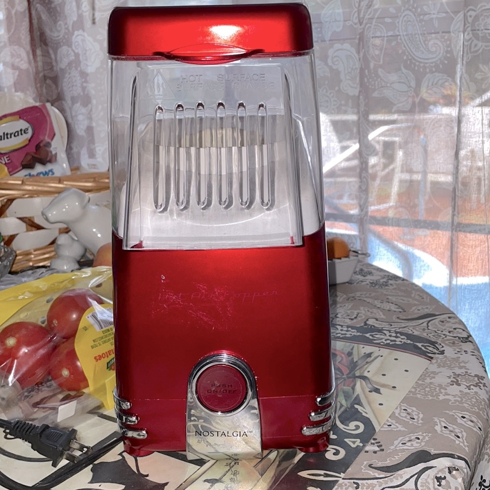 Nostalgia, popcorn maker!